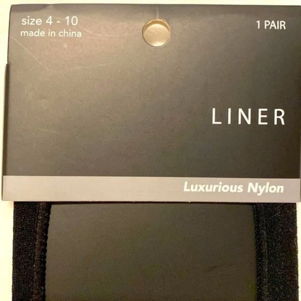 Liner Luxurious Nylon Black Socks